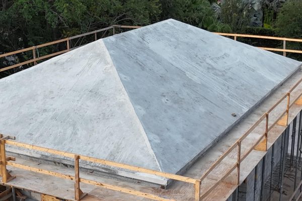 Miami, FL | Custom Home | Epicore roof 5/12 - poured Concrete
